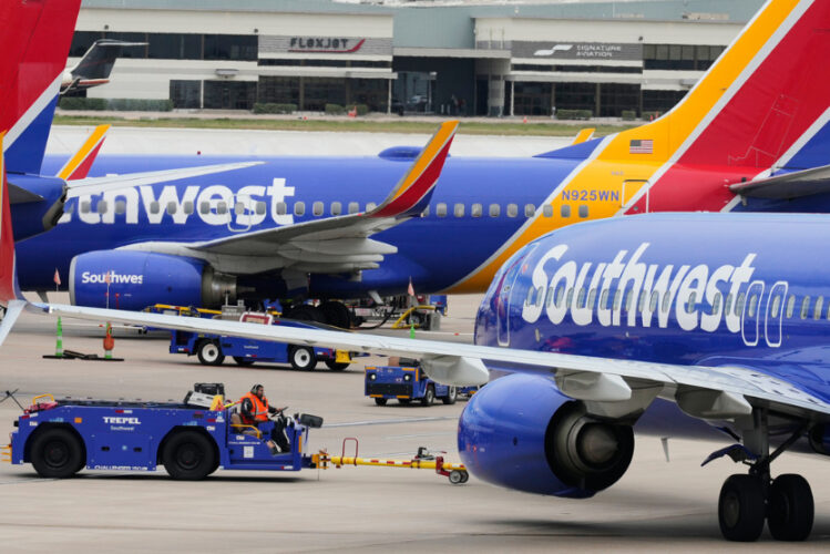Airlines to limit number of chargers passengers can carry